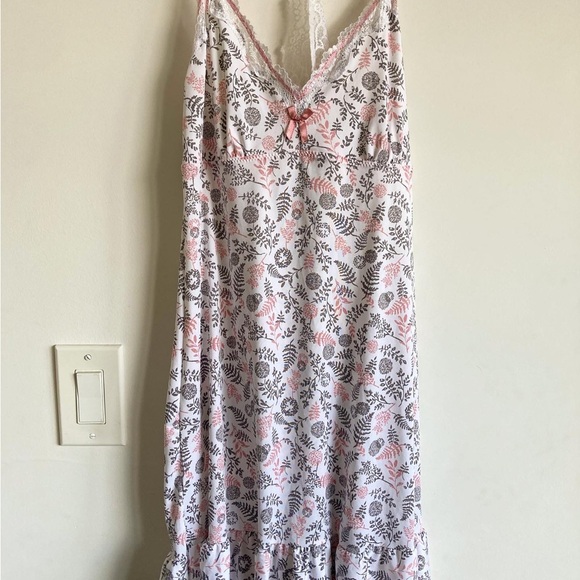 Marilyn Monroe nightgown - Picture 3 of 6